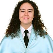 Profesor de Lengua Castellana y Literatura apta para todos niveles, con conocimientos en Latín de ESO y Bachillerato